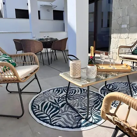 Modern With Swimming Pool And Terraces * 또레비에하