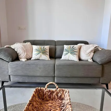 아파트 Modern With Swimming Pool And Terraces *
